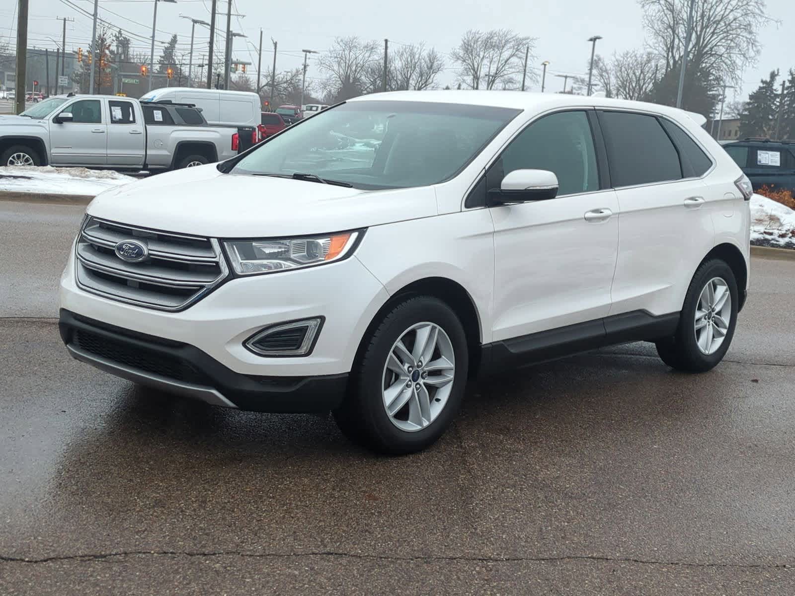Thumbnail: 2017 Ford Edge - 4
