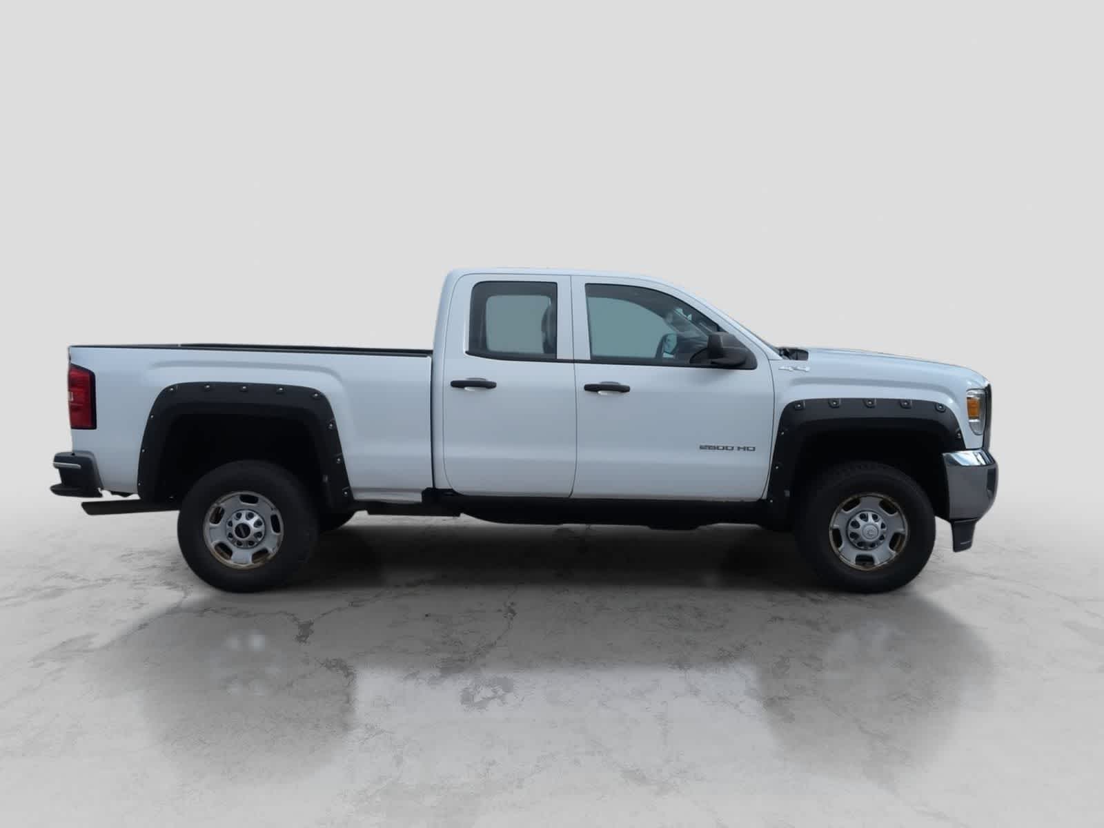 Thumbnail: 2016 GMC Sierra 2500 - 9