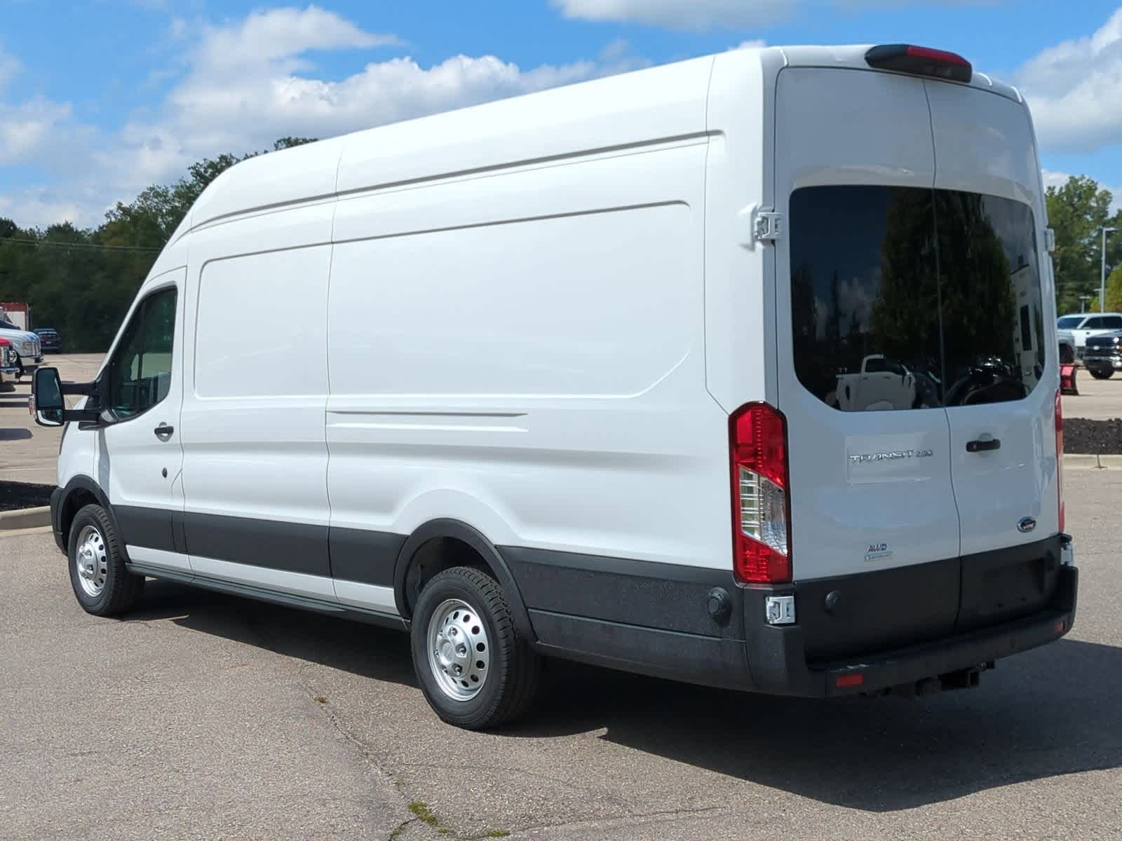 Thumbnail: 2025 Ford Transit Series - 6