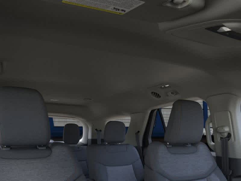 2025 Ford Explorer Active 22