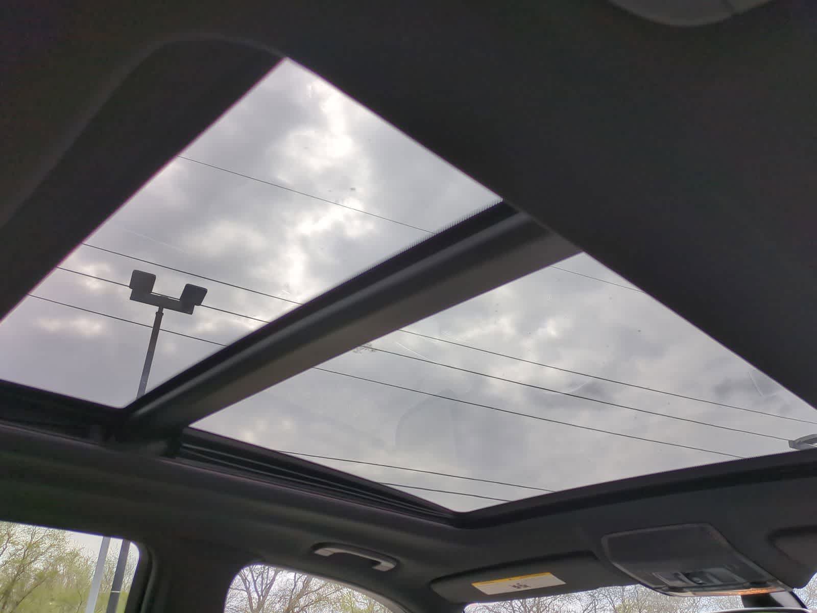 Thumbnail: 2012 BMW X5 - 22