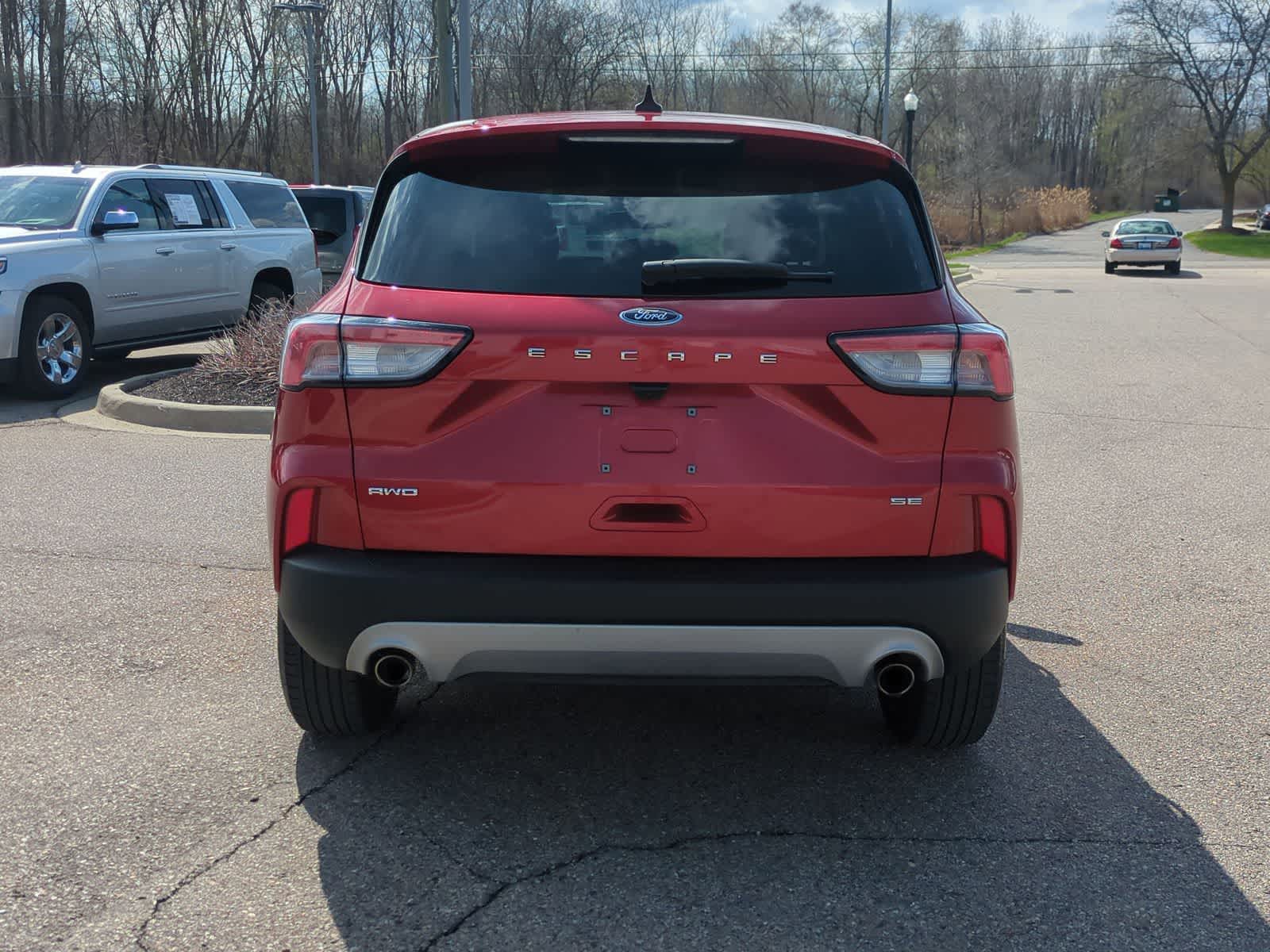 Thumbnail: 2022 Ford Escape - 7