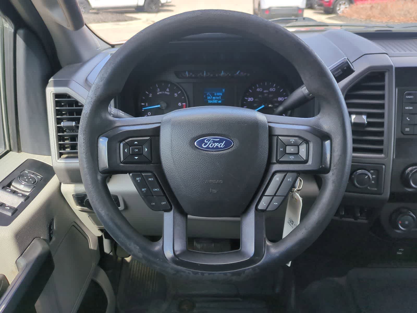 Thumbnail: 2022 Ford Econoline - 22