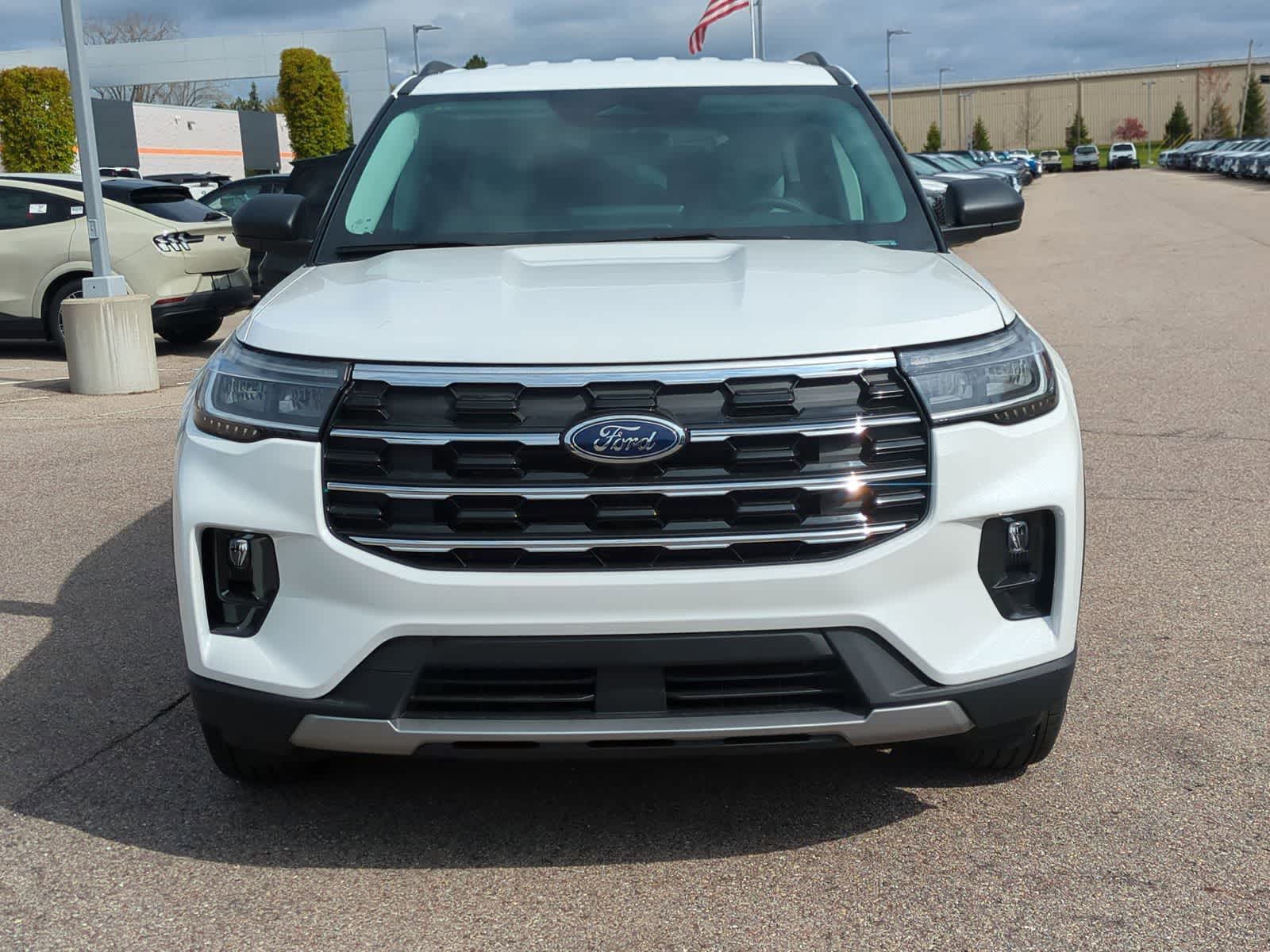 Thumbnail: 2026 Ford Explorer - 3