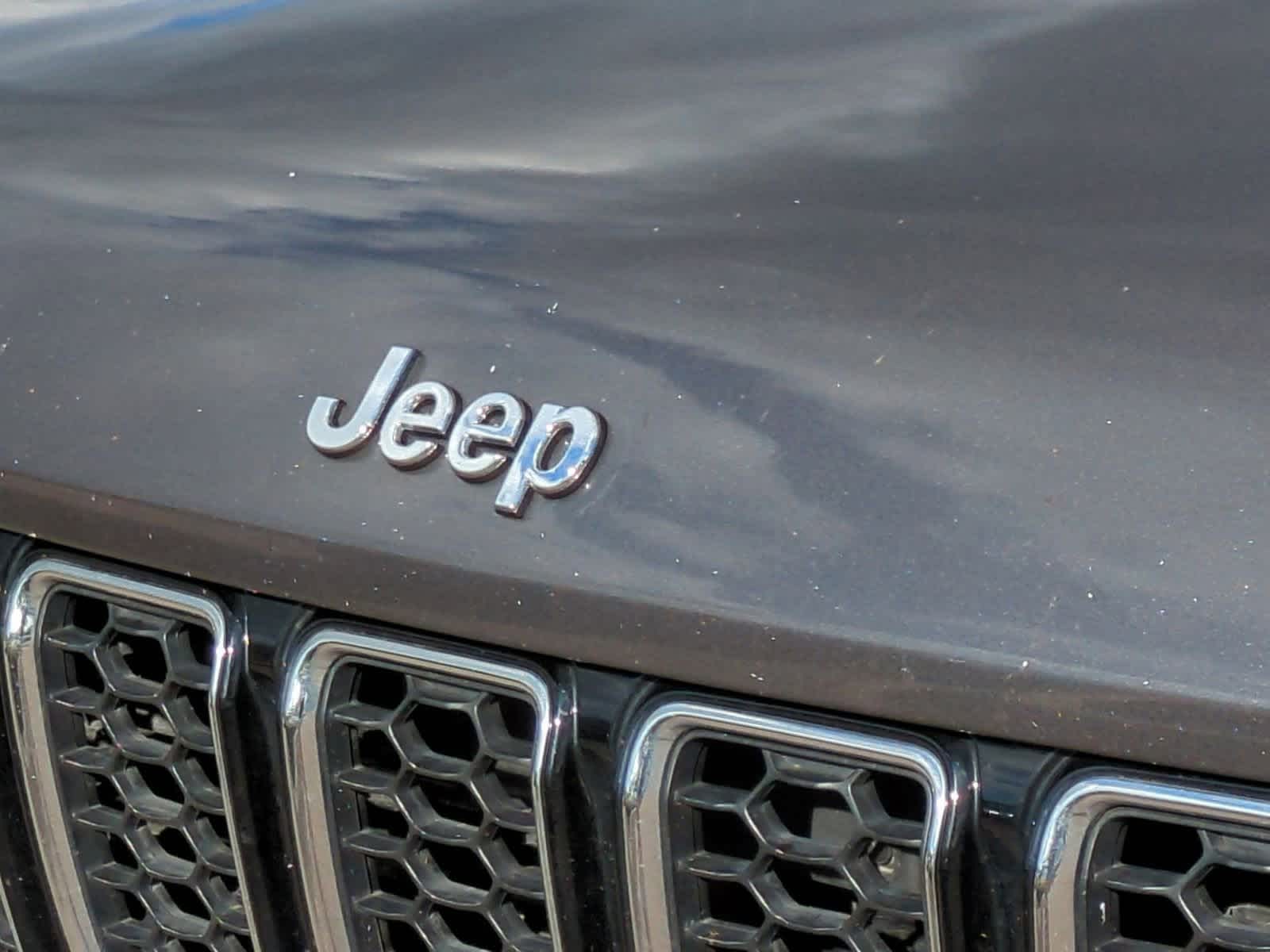 Thumbnail: 2022 Jeep Grand Cherokee - 12