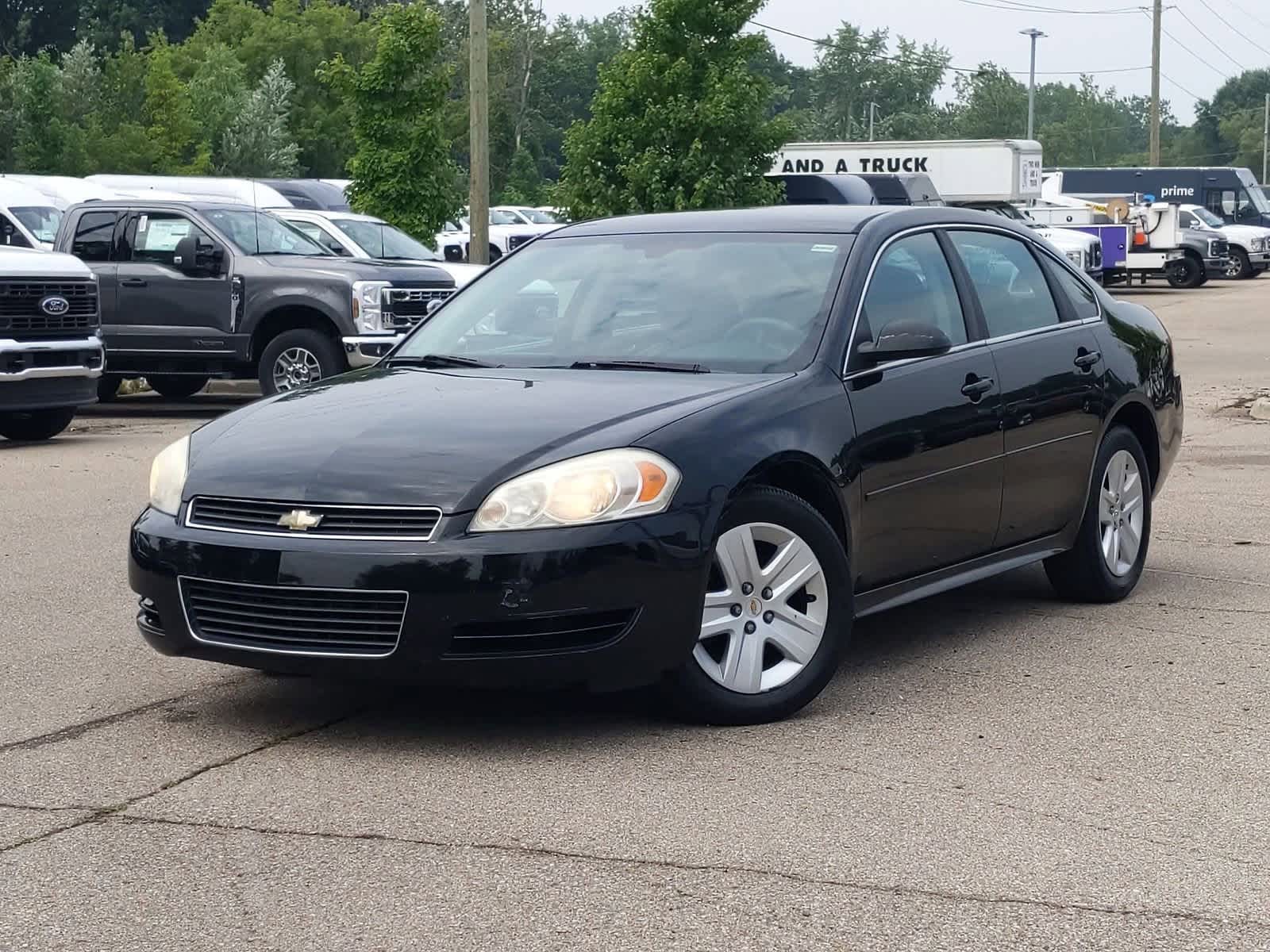 2010 Chevrolet Impala LS -
                  Waterford, MI
