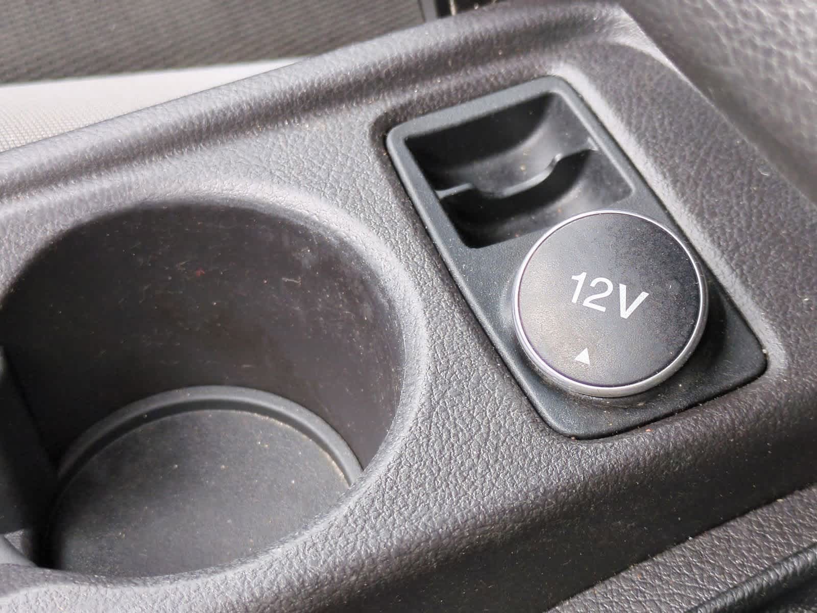 Thumbnail: 2013 Ford Focus - 27