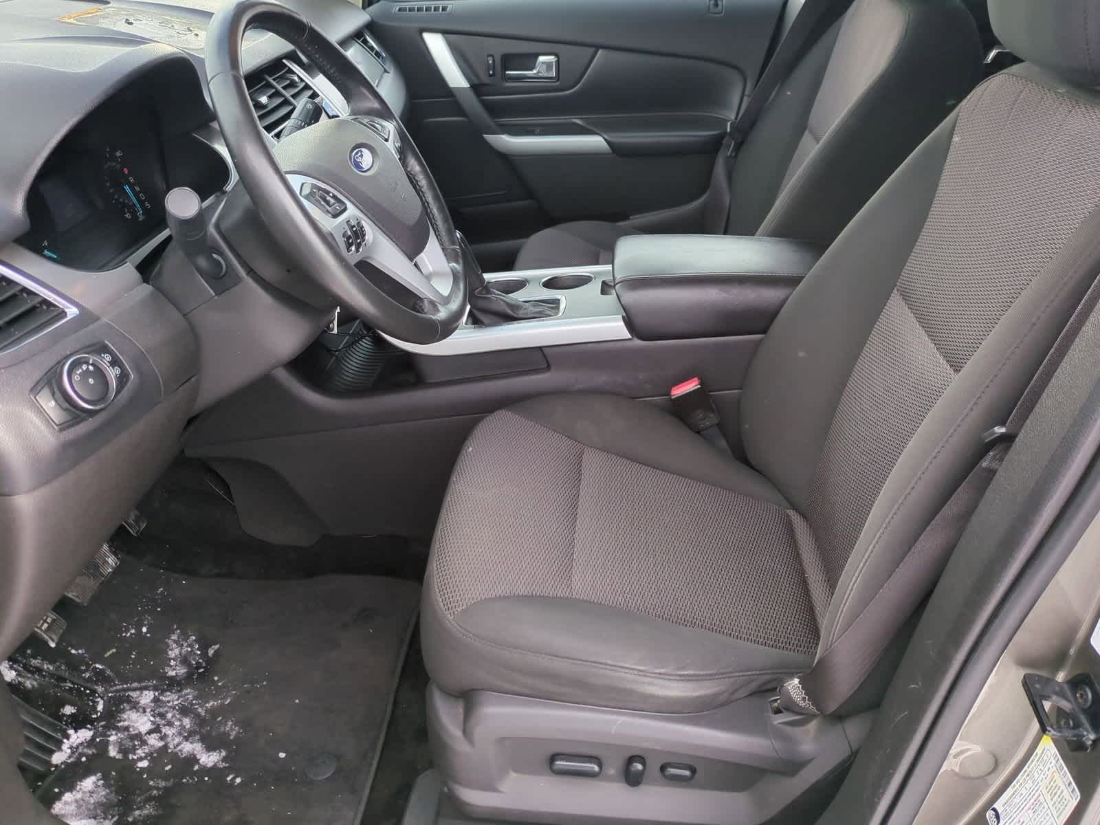 Thumbnail: 2013 Ford Edge - 15