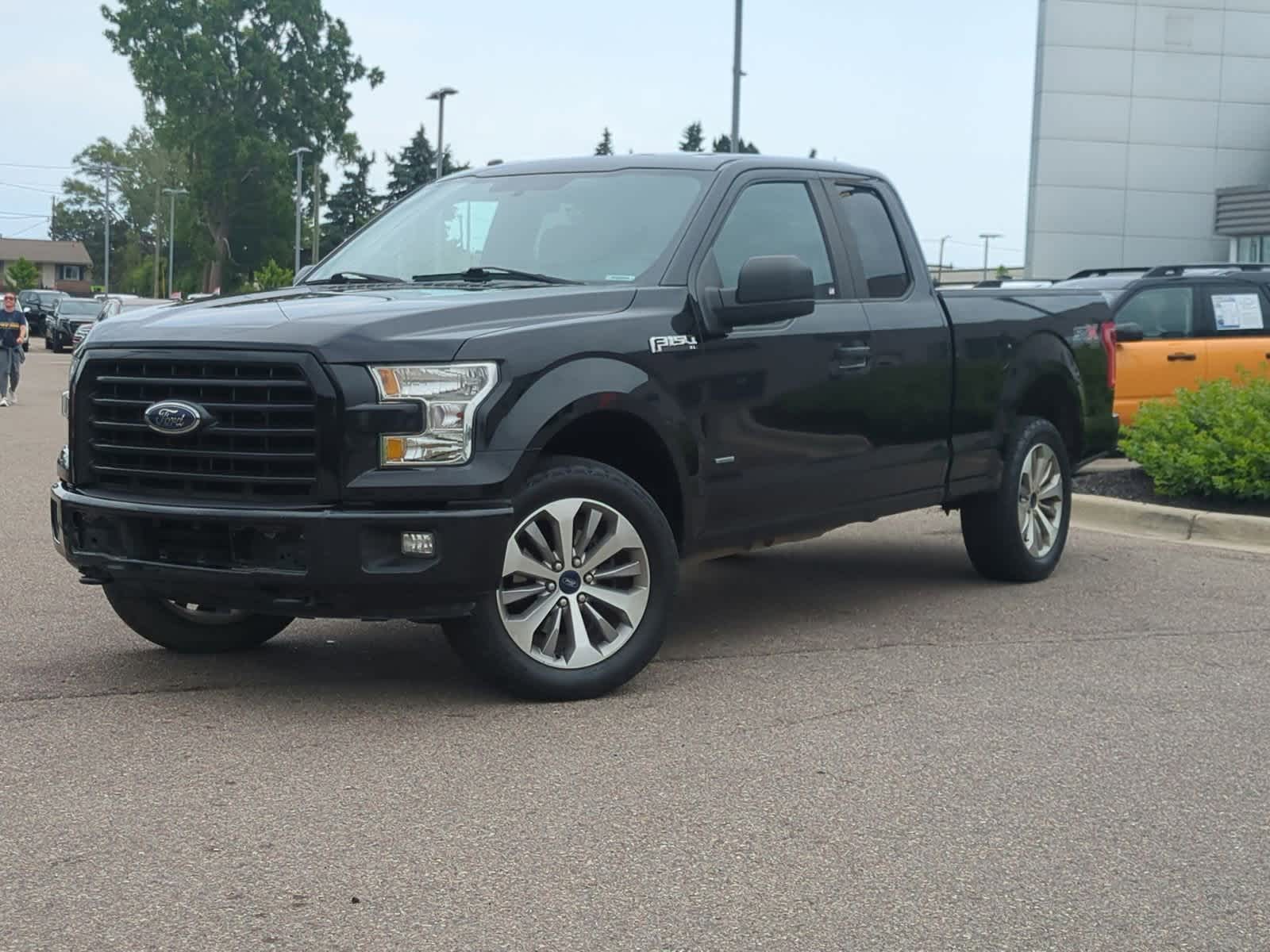 2017 Ford F-150 XL -
                  Waterford, MI