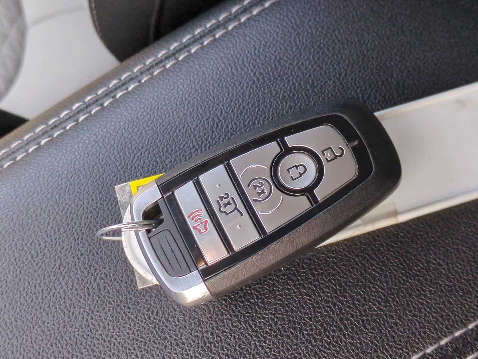 Thumbnail: 2023 Ford Escape - 33