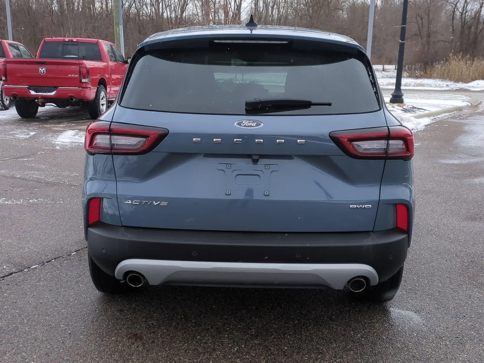 Thumbnail: 2023 Ford Escape - 7