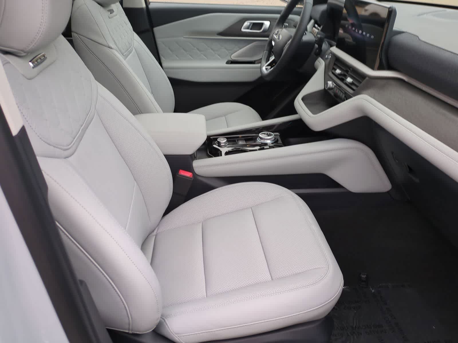 Thumbnail: 2026 Ford Explorer - 23