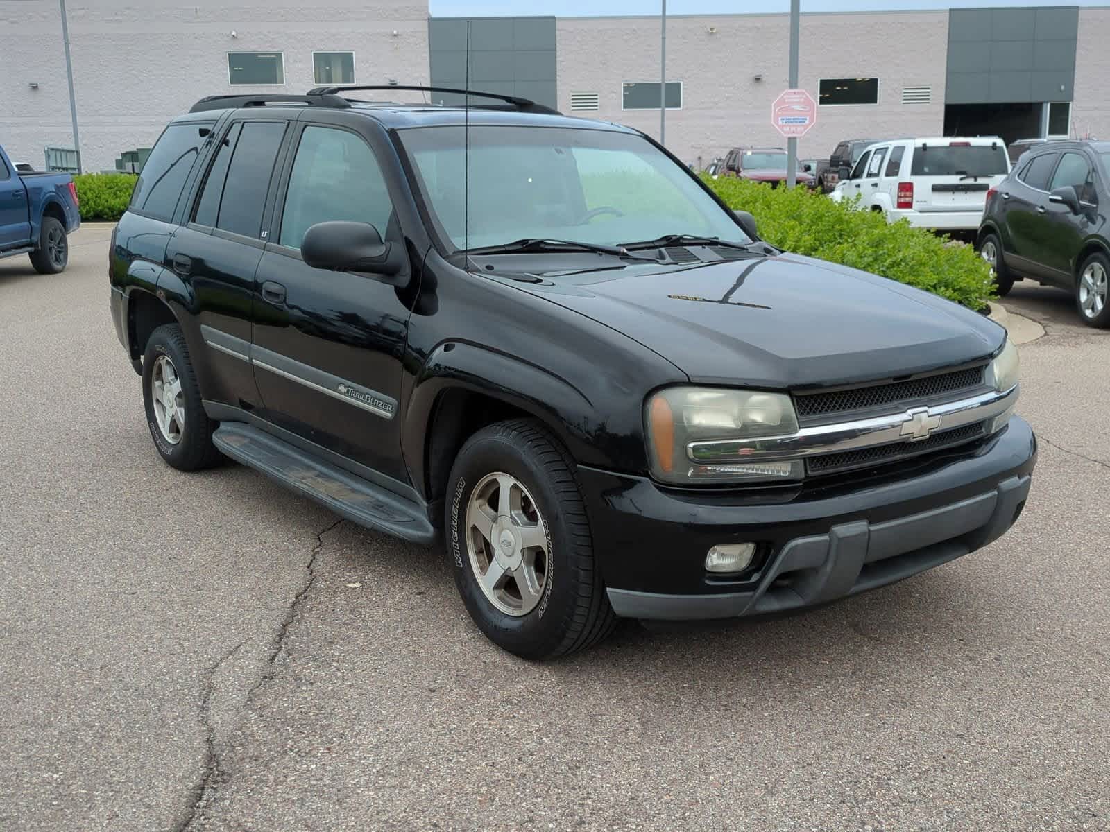 Thumbnail: 2002 Chevrolet TrailBlazer - 2