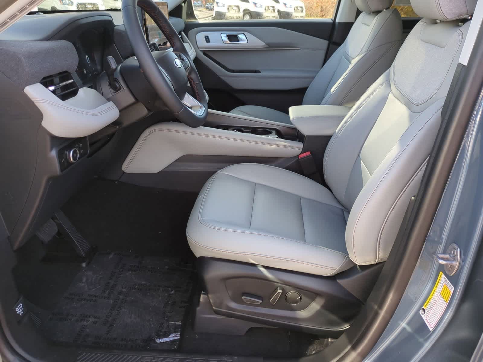 Thumbnail: 2026 Ford Explorer - 16