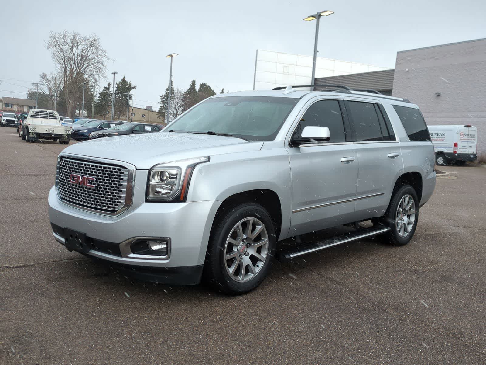 Thumbnail: 2017 GMC Yukon - 4