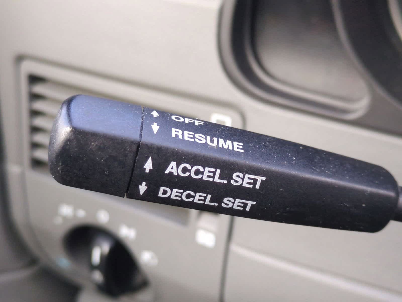 Thumbnail: 2004 Chrysler Crossfire - 24