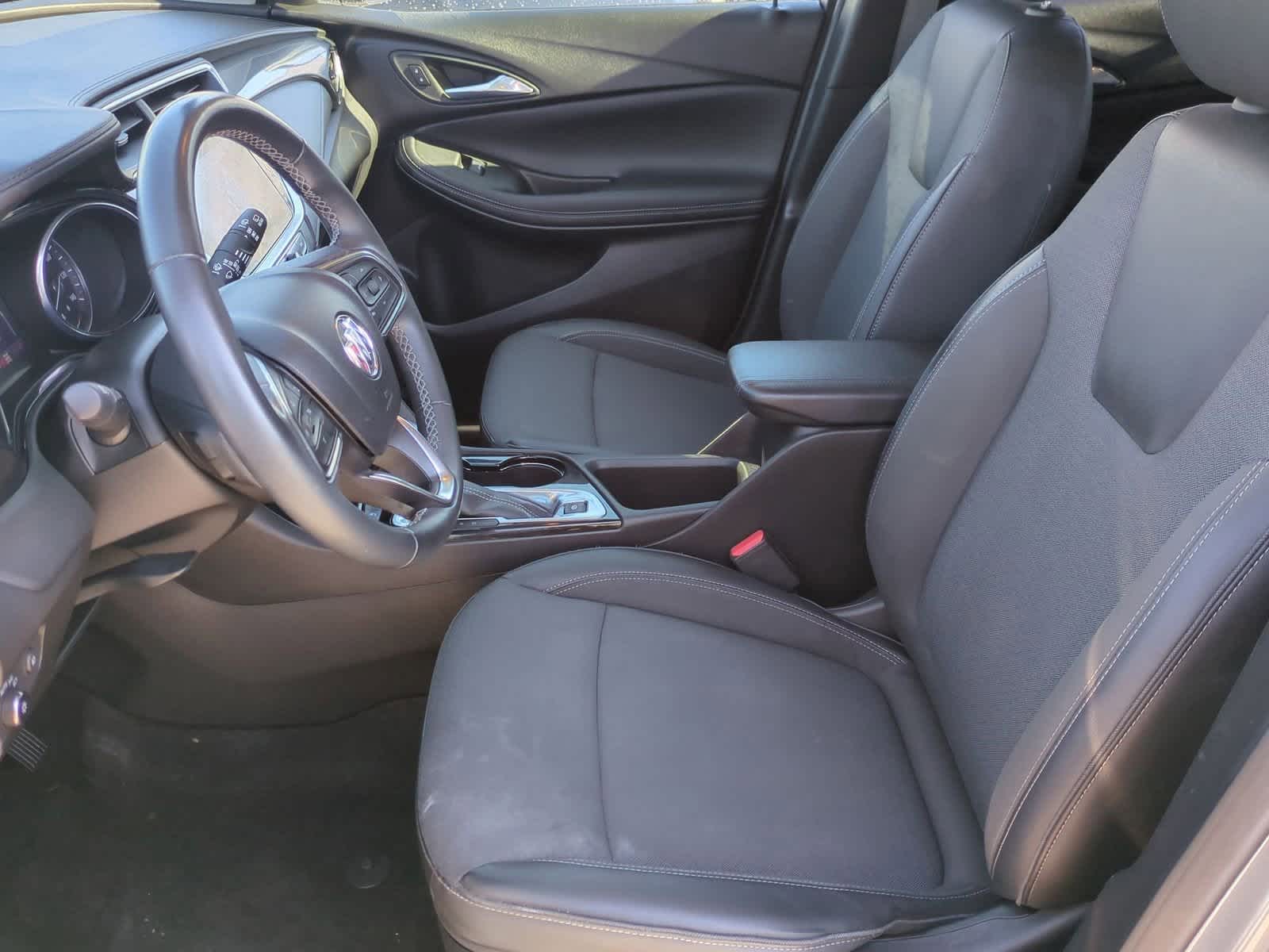 Thumbnail: 2022 Buick Encore GX - 16