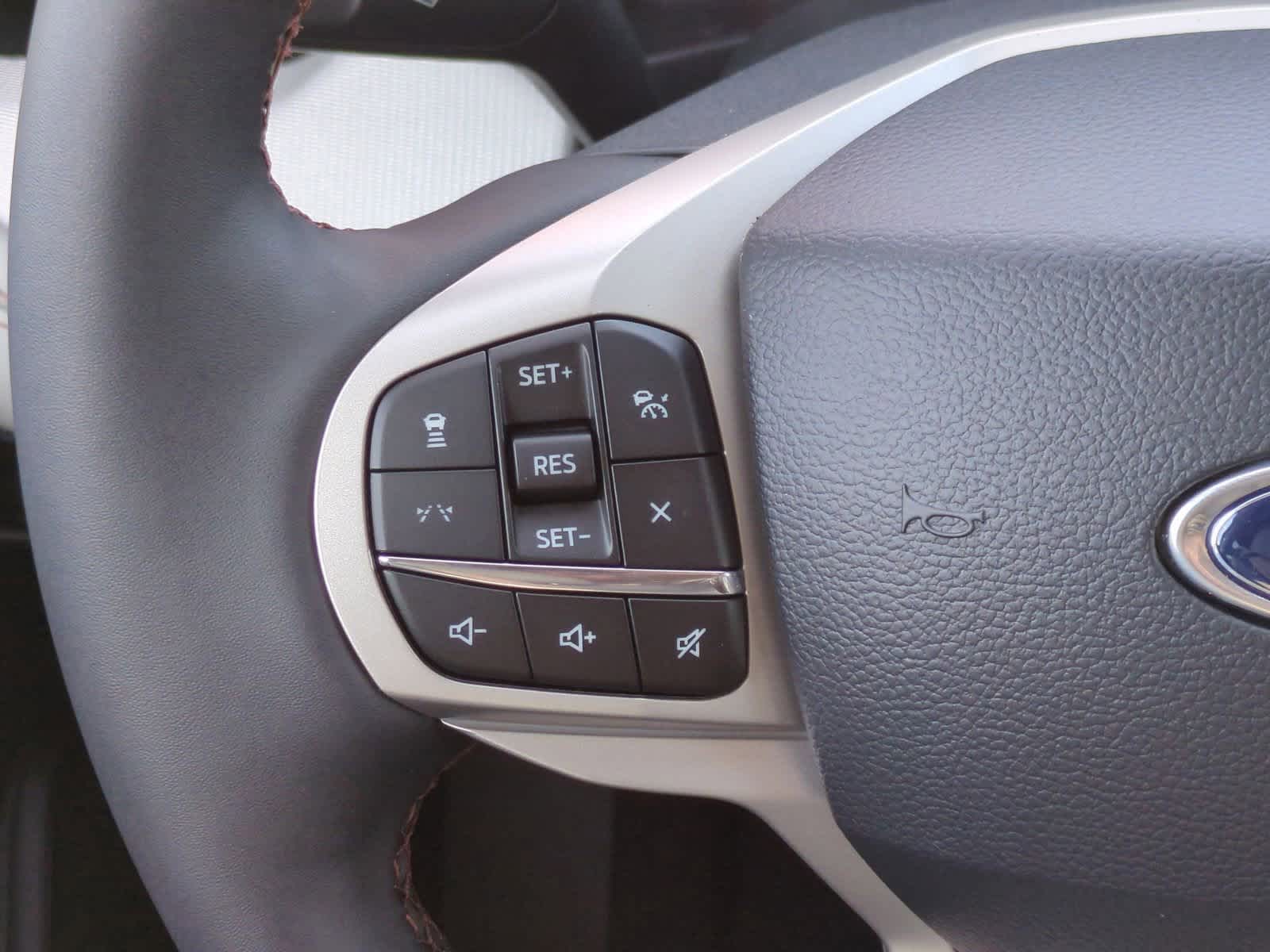 Thumbnail: 2026 Ford Explorer - 25