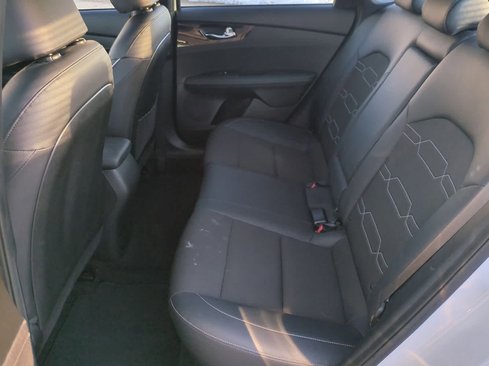 Thumbnail: 2023 Kia Forte - 20