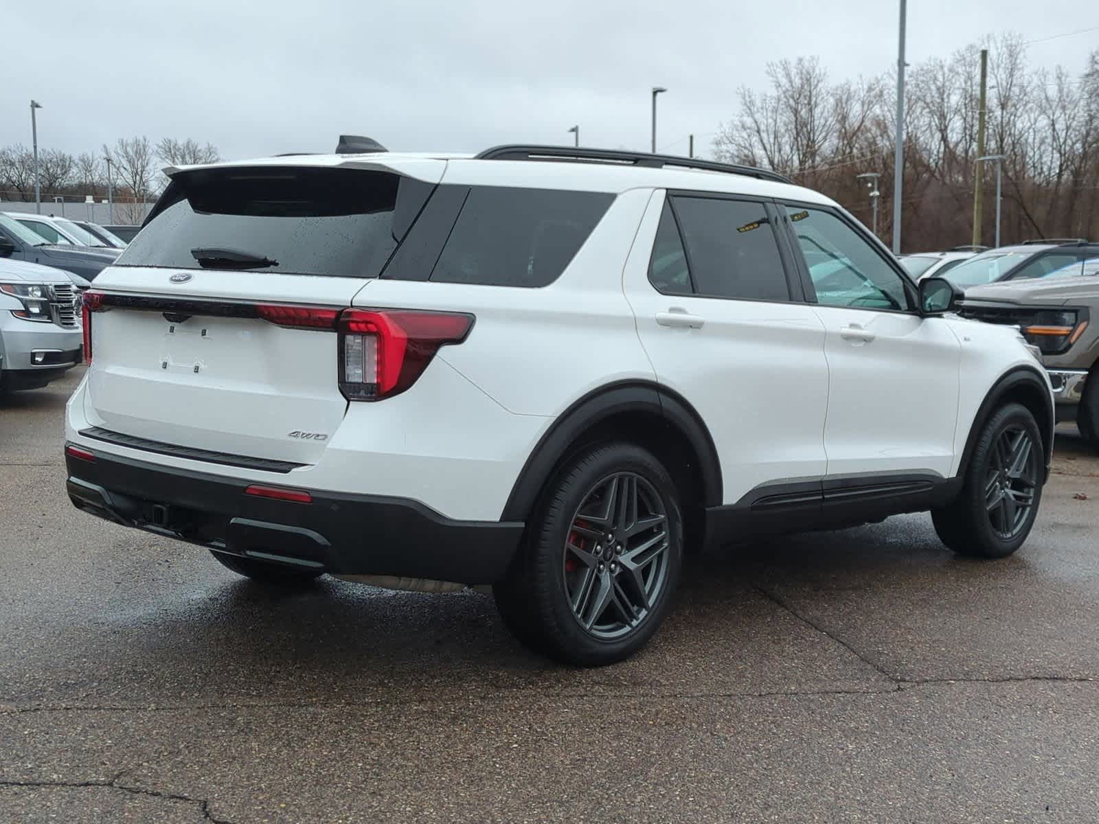 Thumbnail: 2025 Ford Explorer - 8