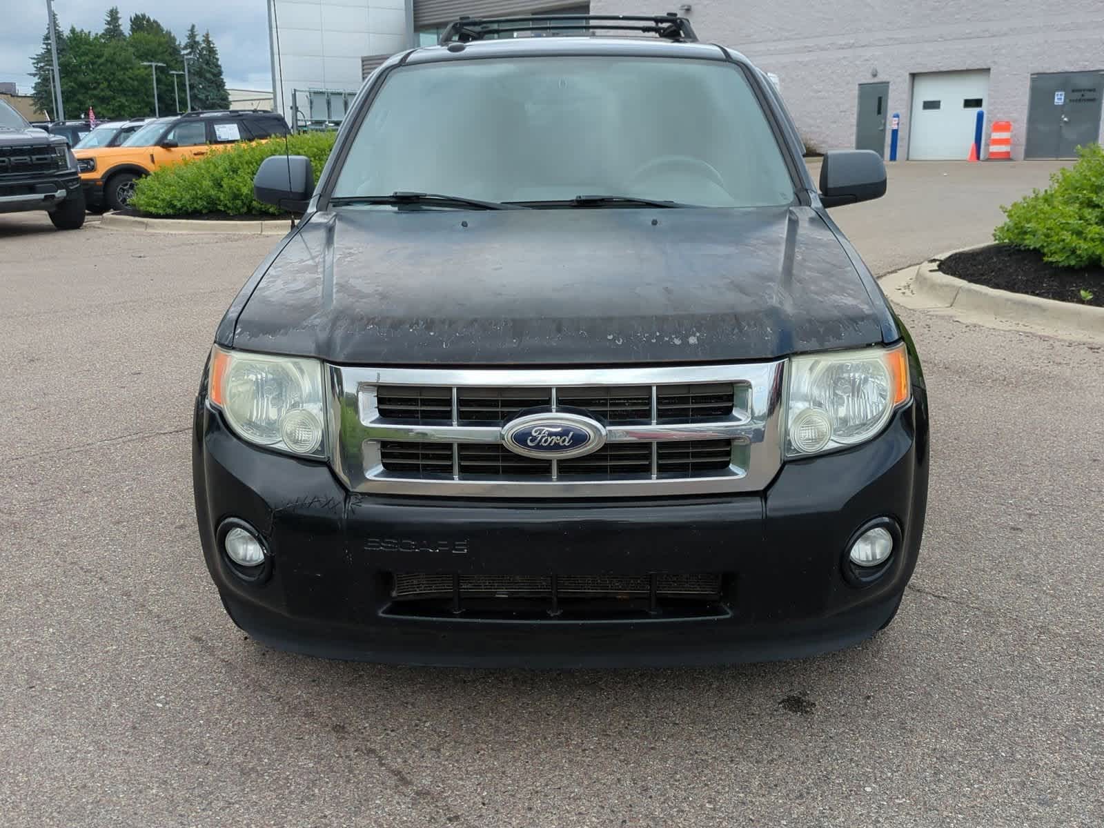 Thumbnail: 2010 Ford Escape - 3