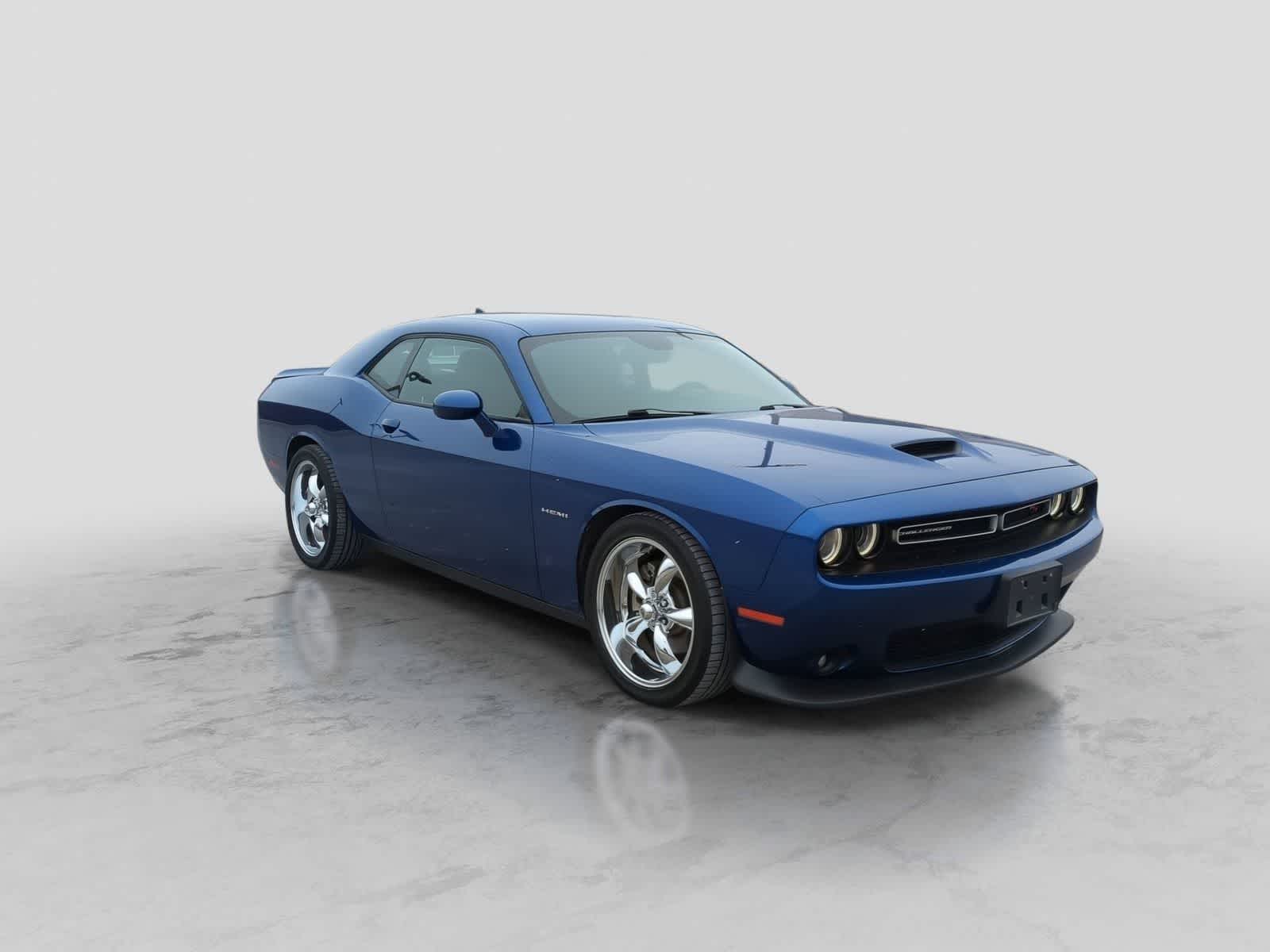 Thumbnail: 2022 Dodge Challenger - 2