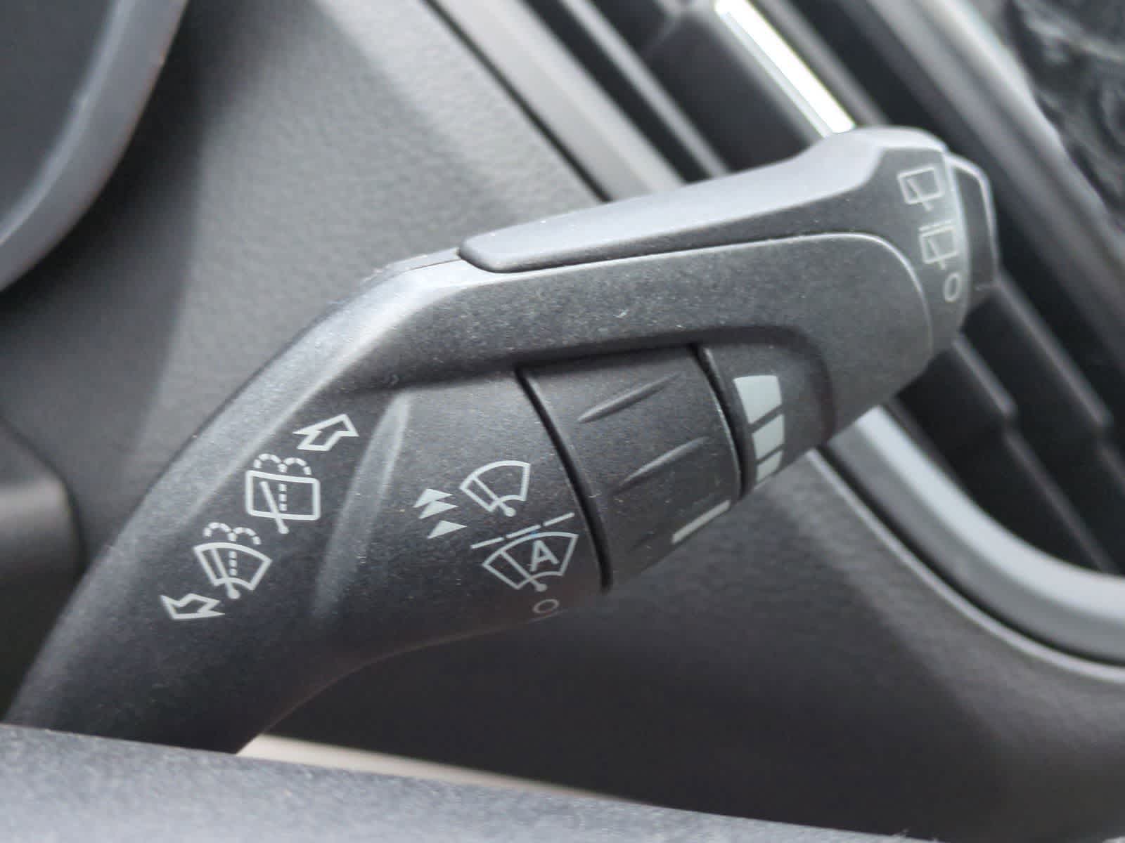 Thumbnail: 2013 Ford C-Max - 25