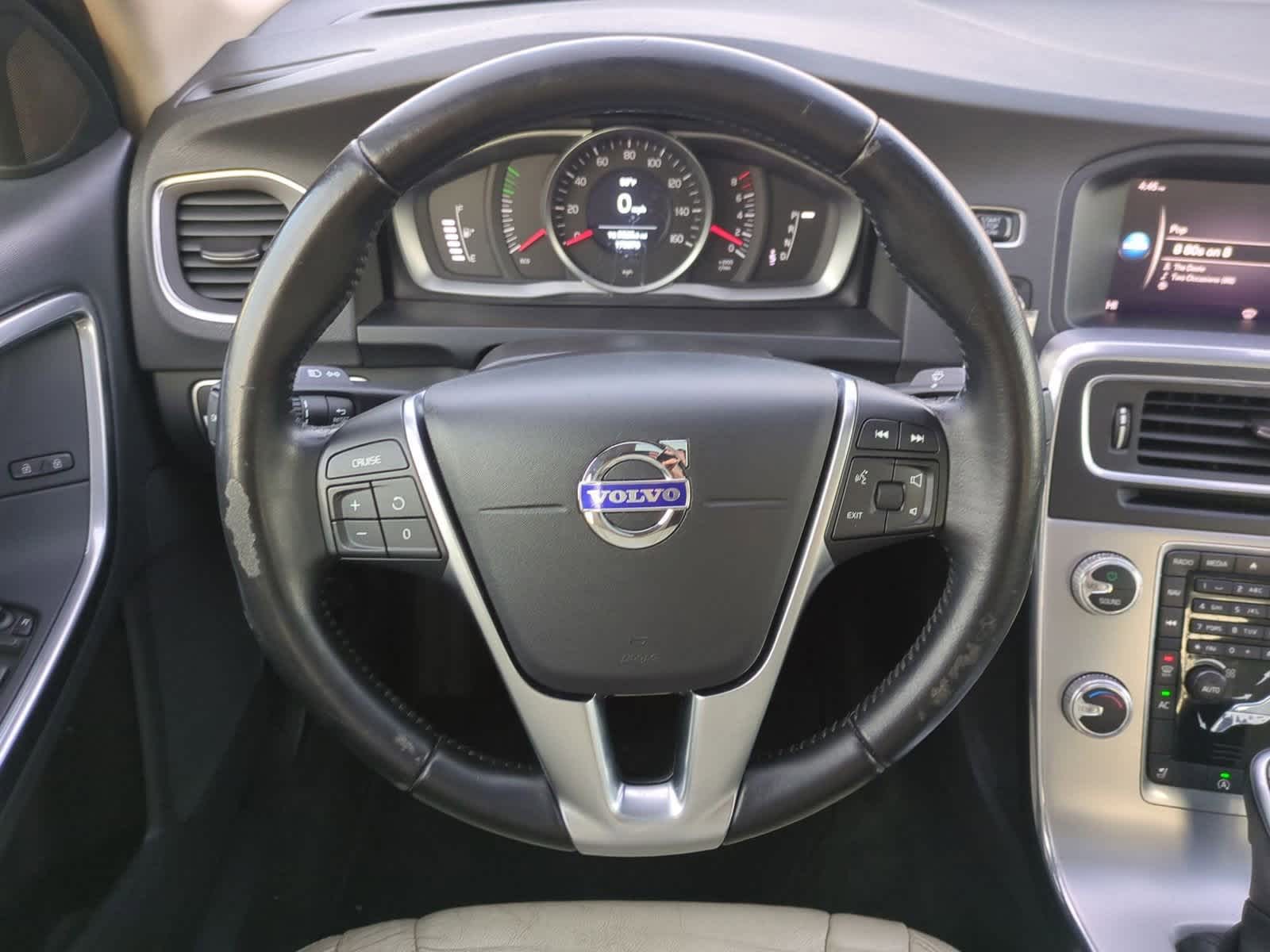 Thumbnail: 2017 Volvo S60 - 24