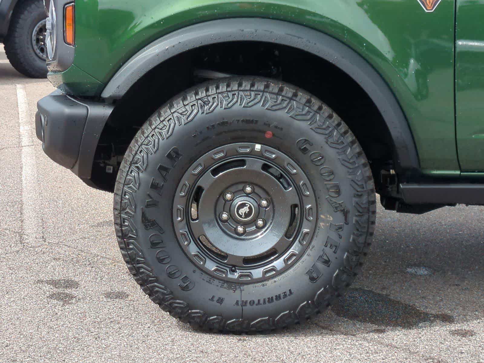Thumbnail: 2025 Ford Bronco - 14