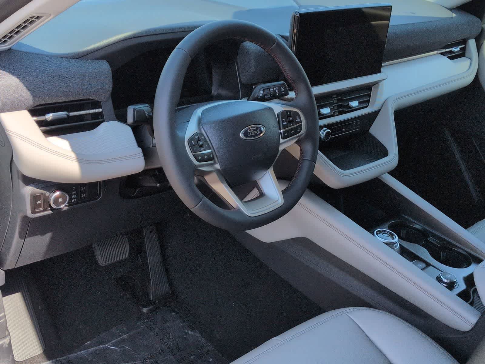 Thumbnail: 2026 Ford Explorer - 10