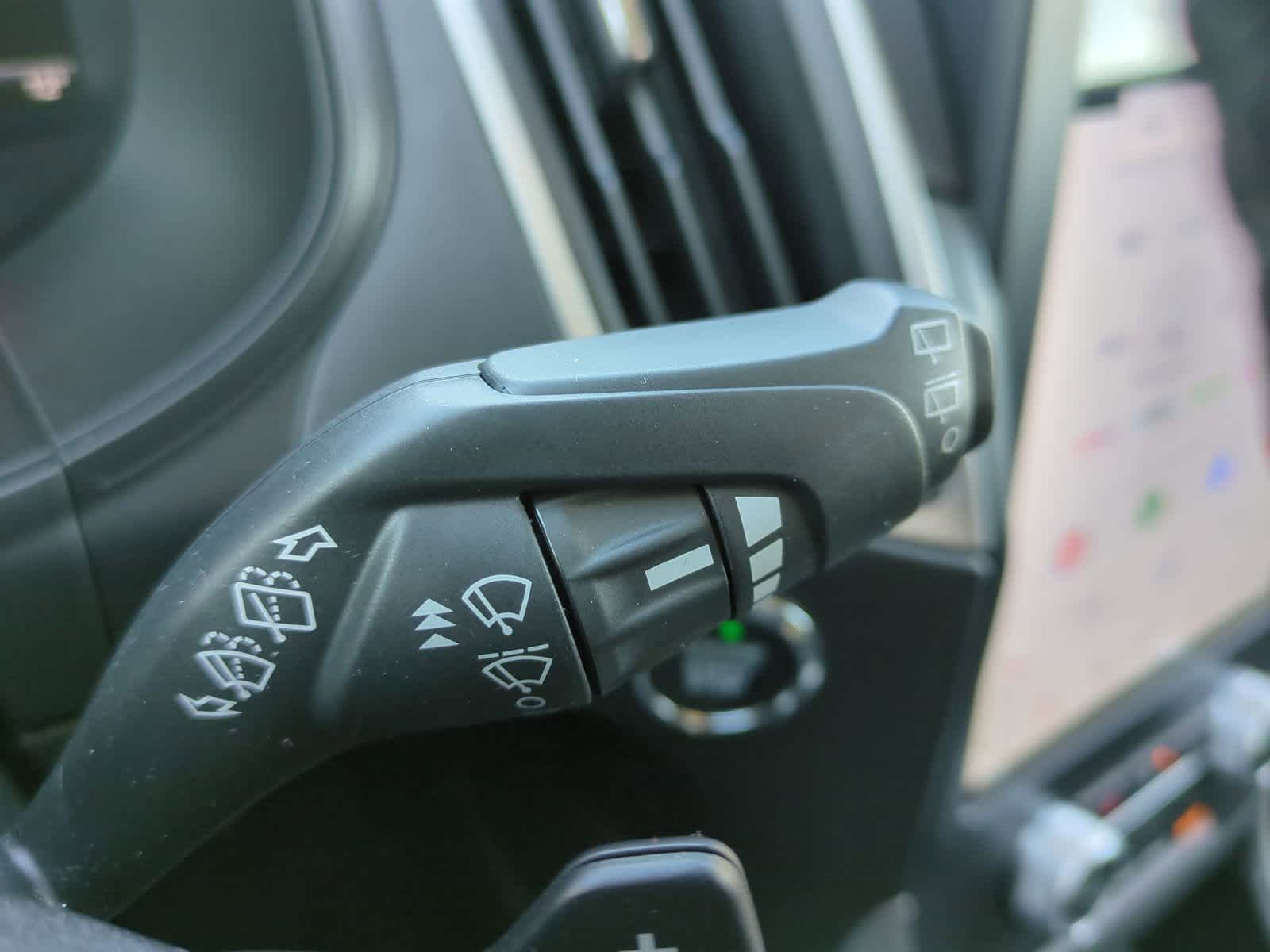 Thumbnail: 2022 Ford Edge - 25