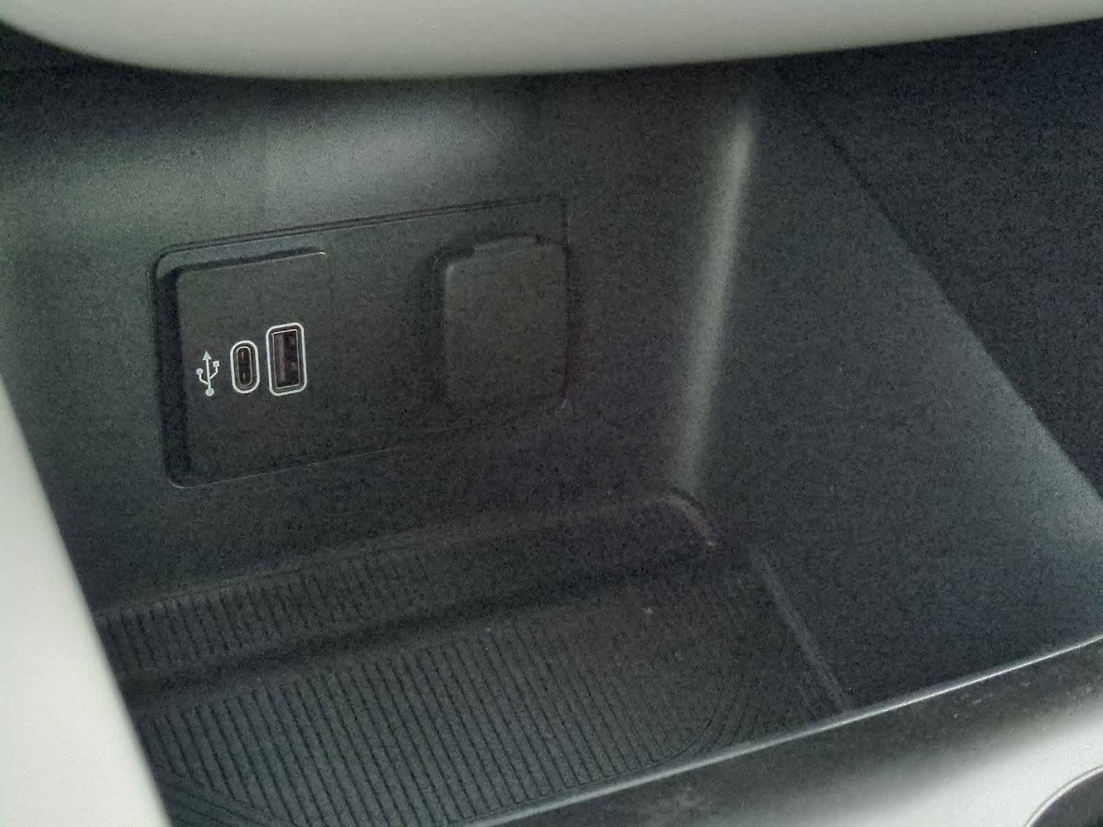 Thumbnail: 2026 Ford Explorer - 31