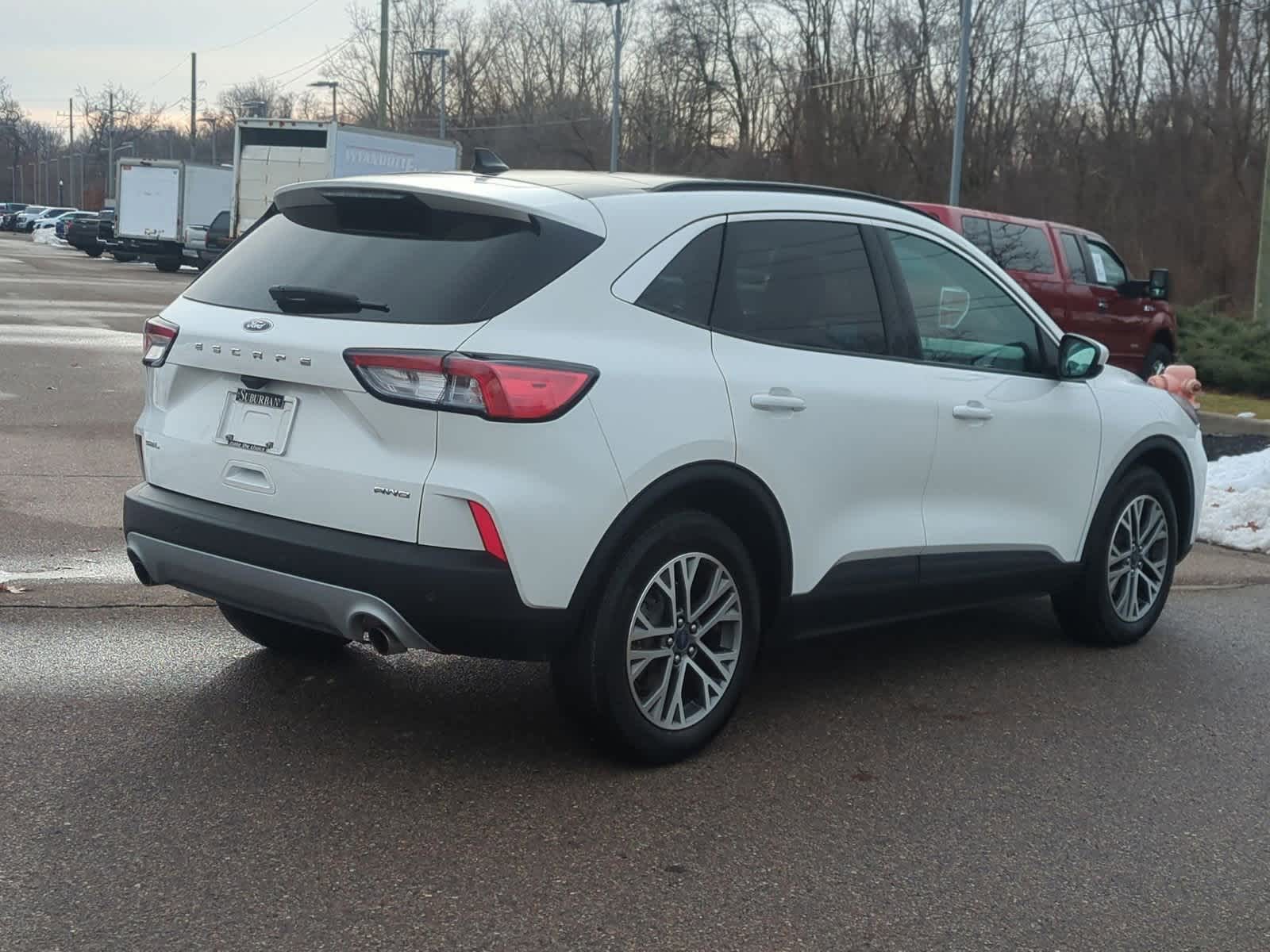 Thumbnail: 2022 Ford Escape - 8