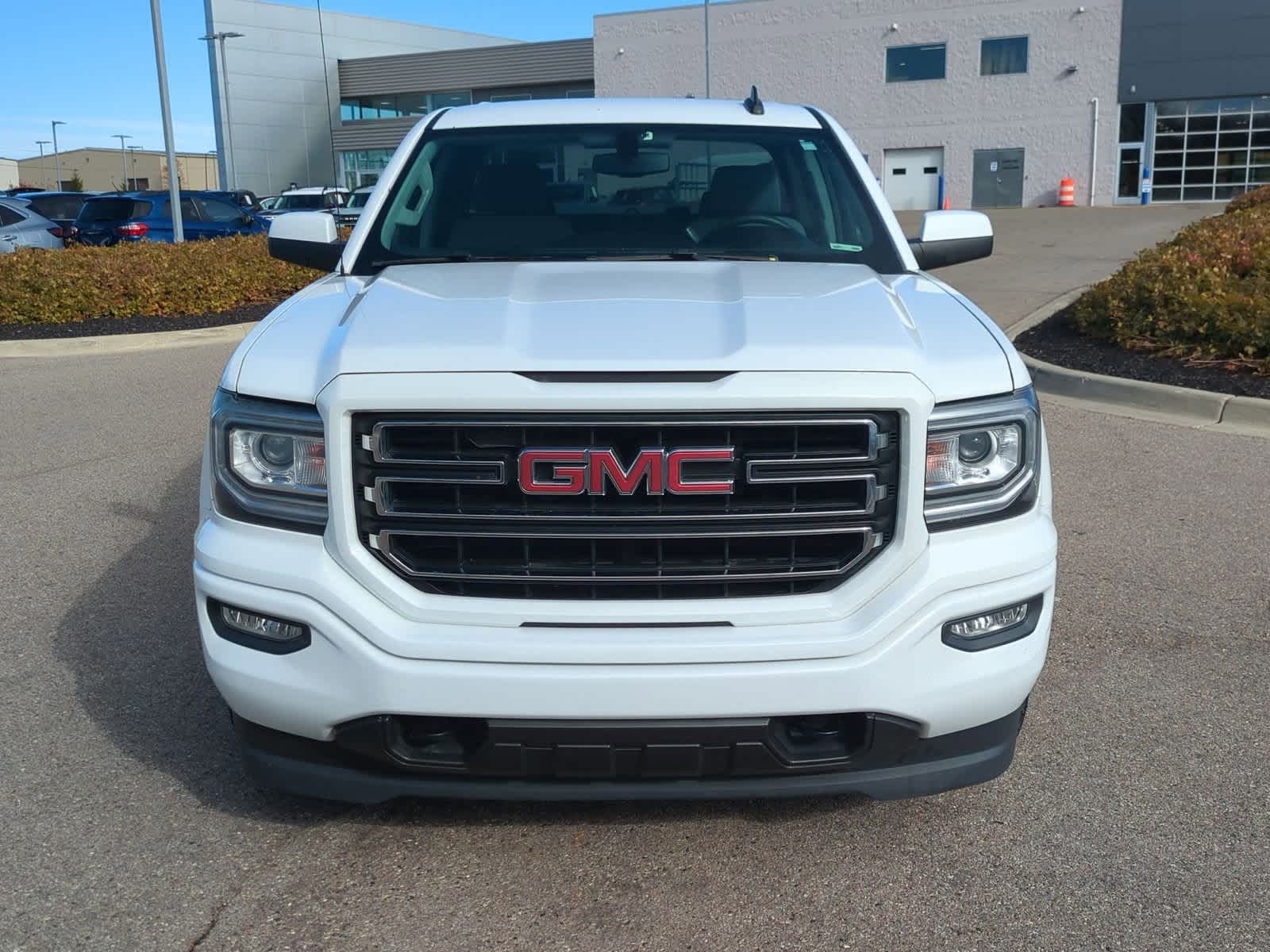 Thumbnail: 2018 GMC Sierra 1500 - 3