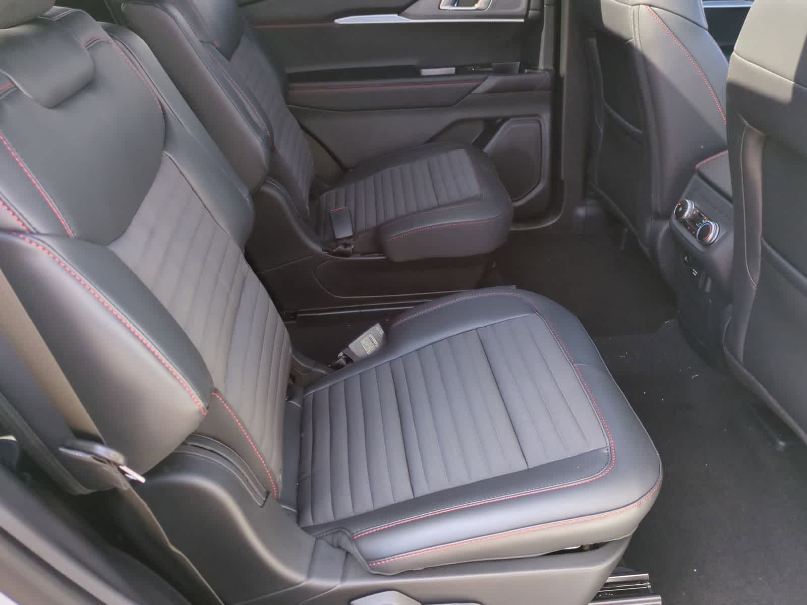 Thumbnail: 2026 Ford Explorer - 21