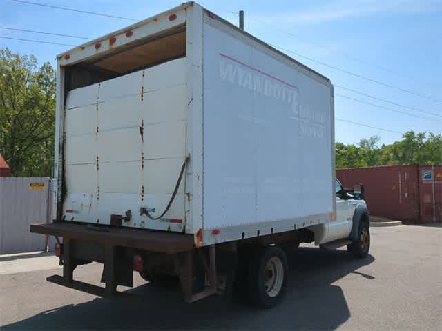 2005 Ford Econoline E-550 5