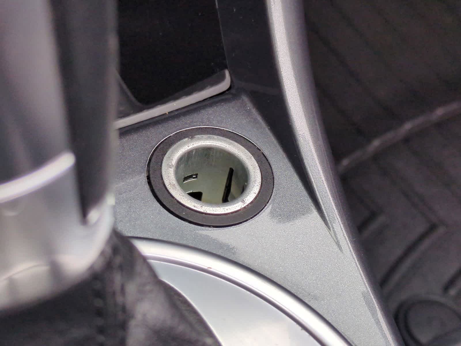 Thumbnail: 2017 Volkswagen Beetle - 30