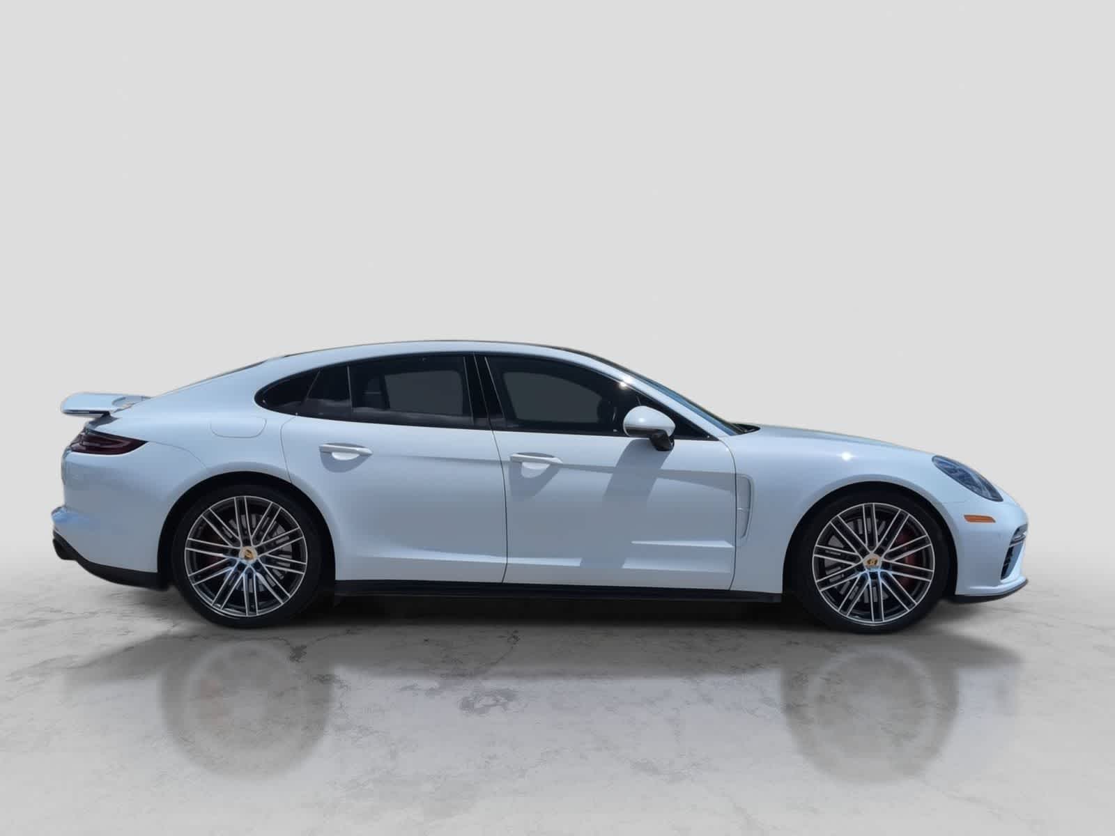Thumbnail: 2018 Porsche Panamera - 9
