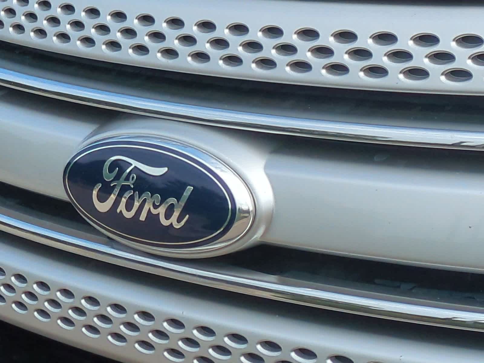 Thumbnail: 2014 Ford Explorer - 12