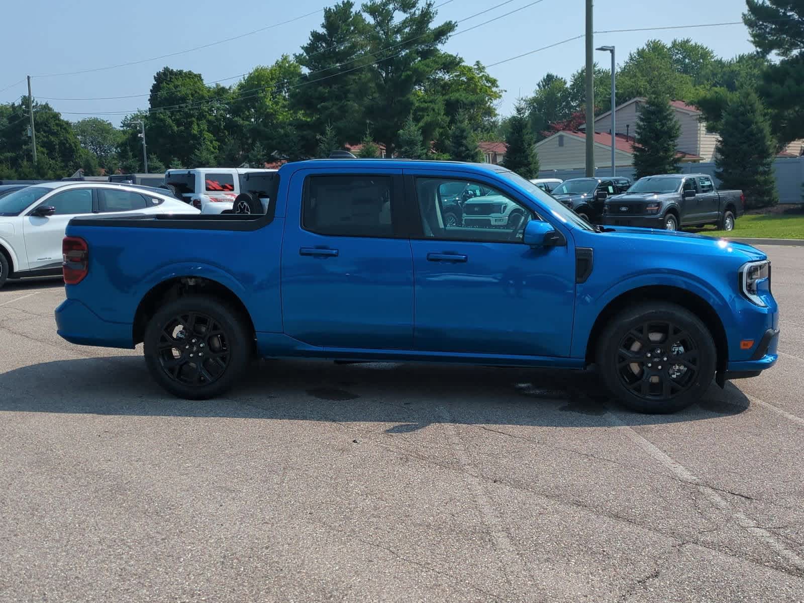 Thumbnail: 2025 Ford Maverick - 9