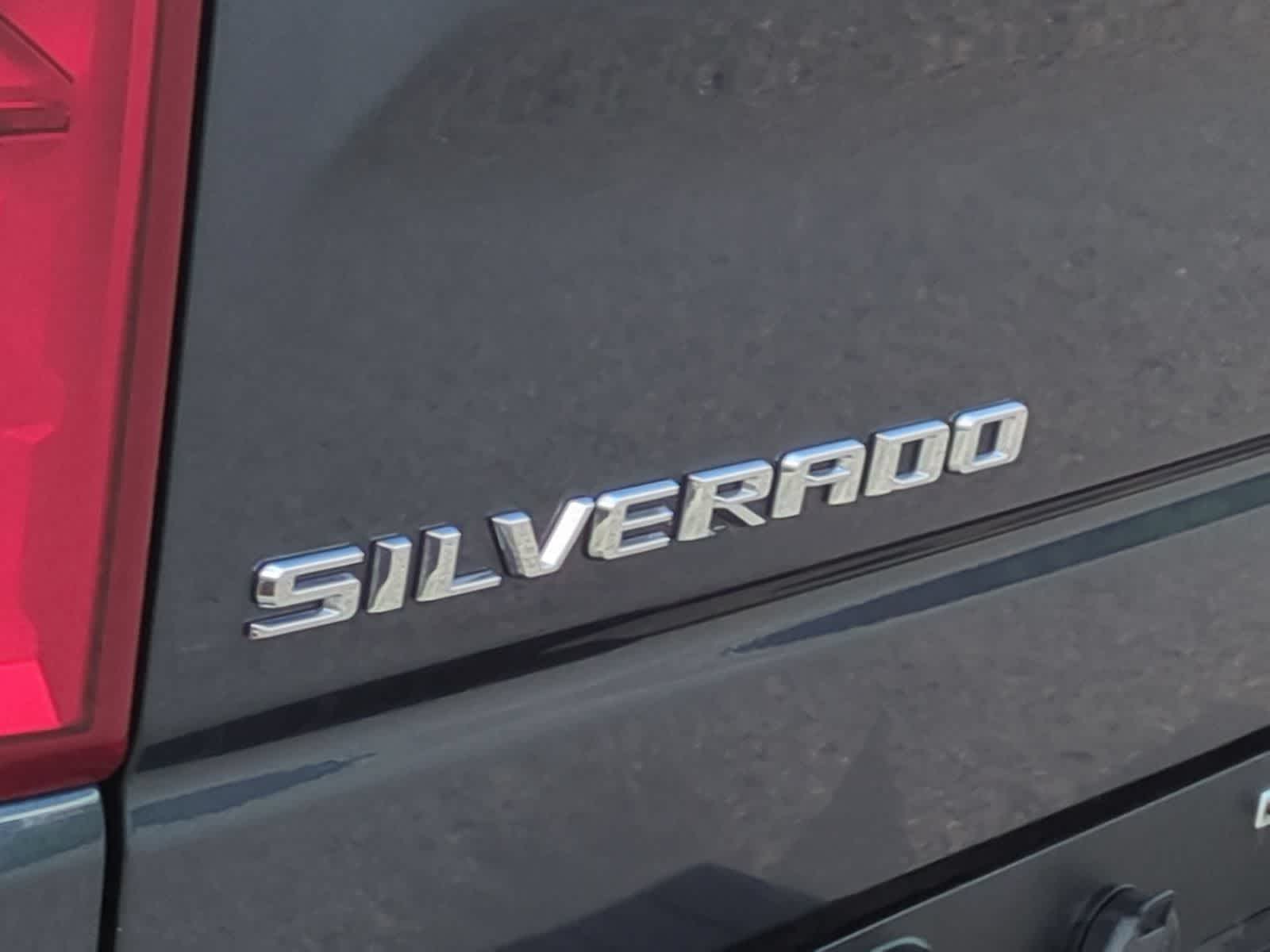 Thumbnail: 2020 Chevrolet Silverado 1500 - 12