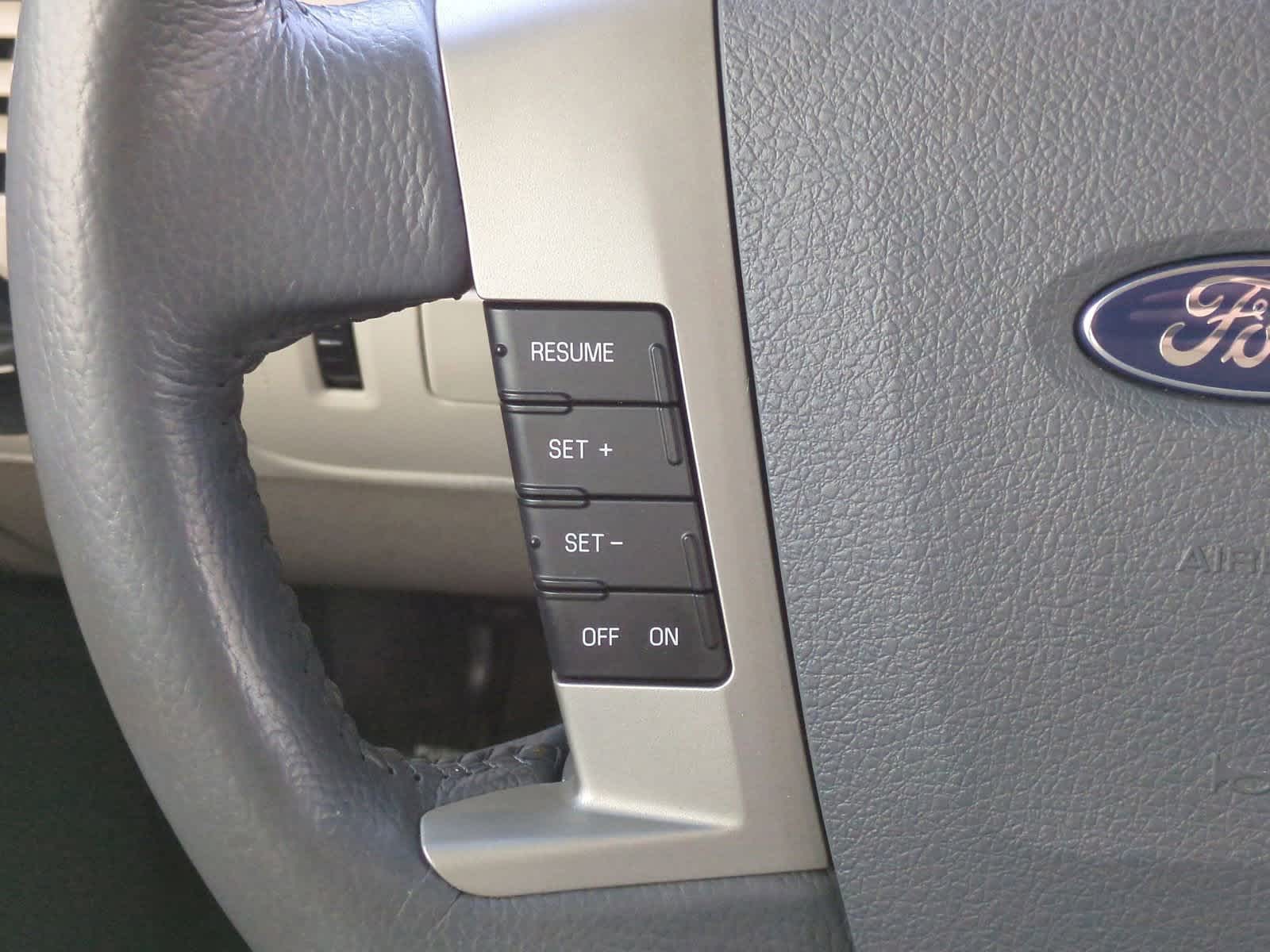 Thumbnail: 2009 Ford Flex - 25