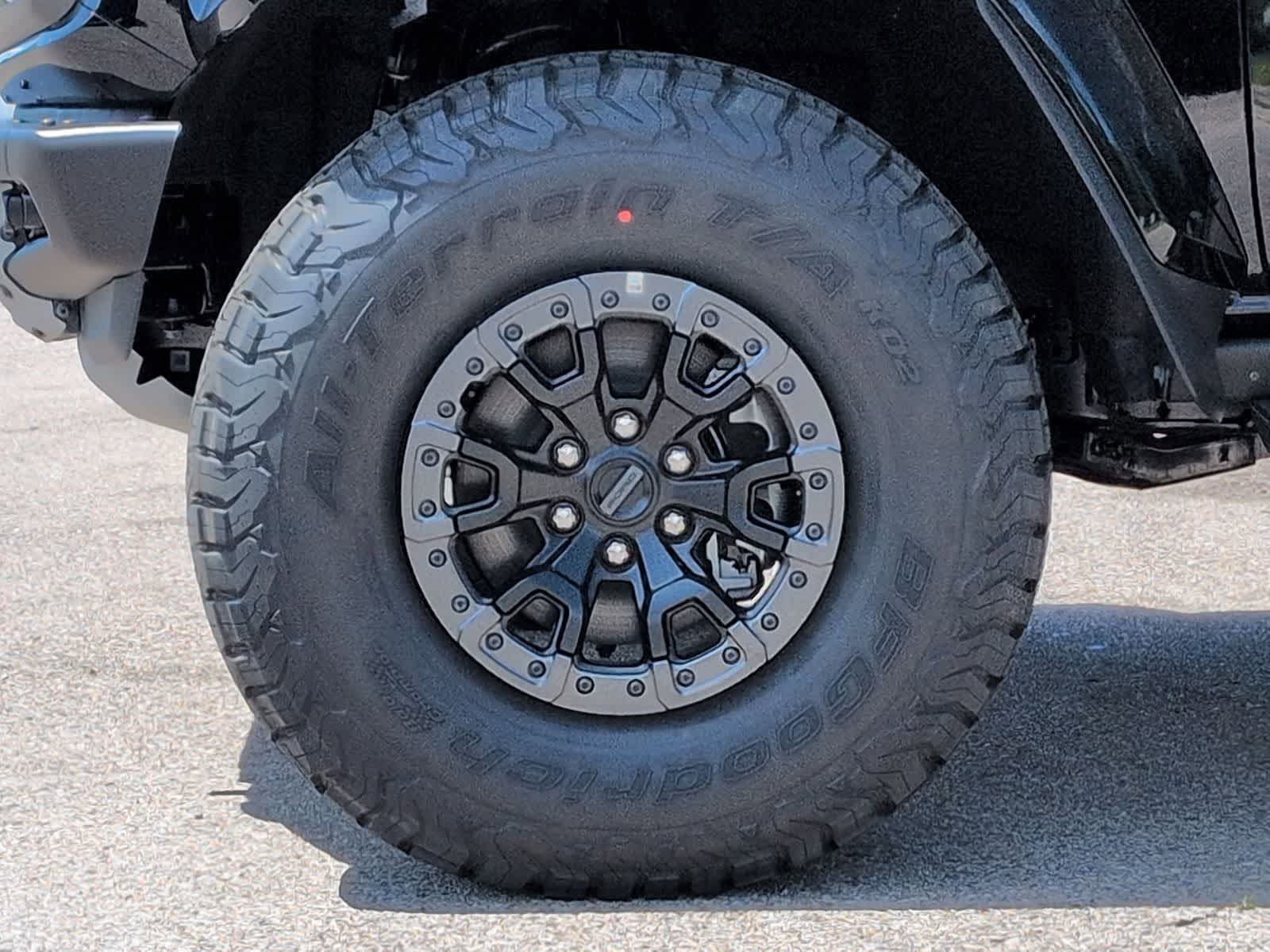 Thumbnail: 2025 Ford Bronco - 14