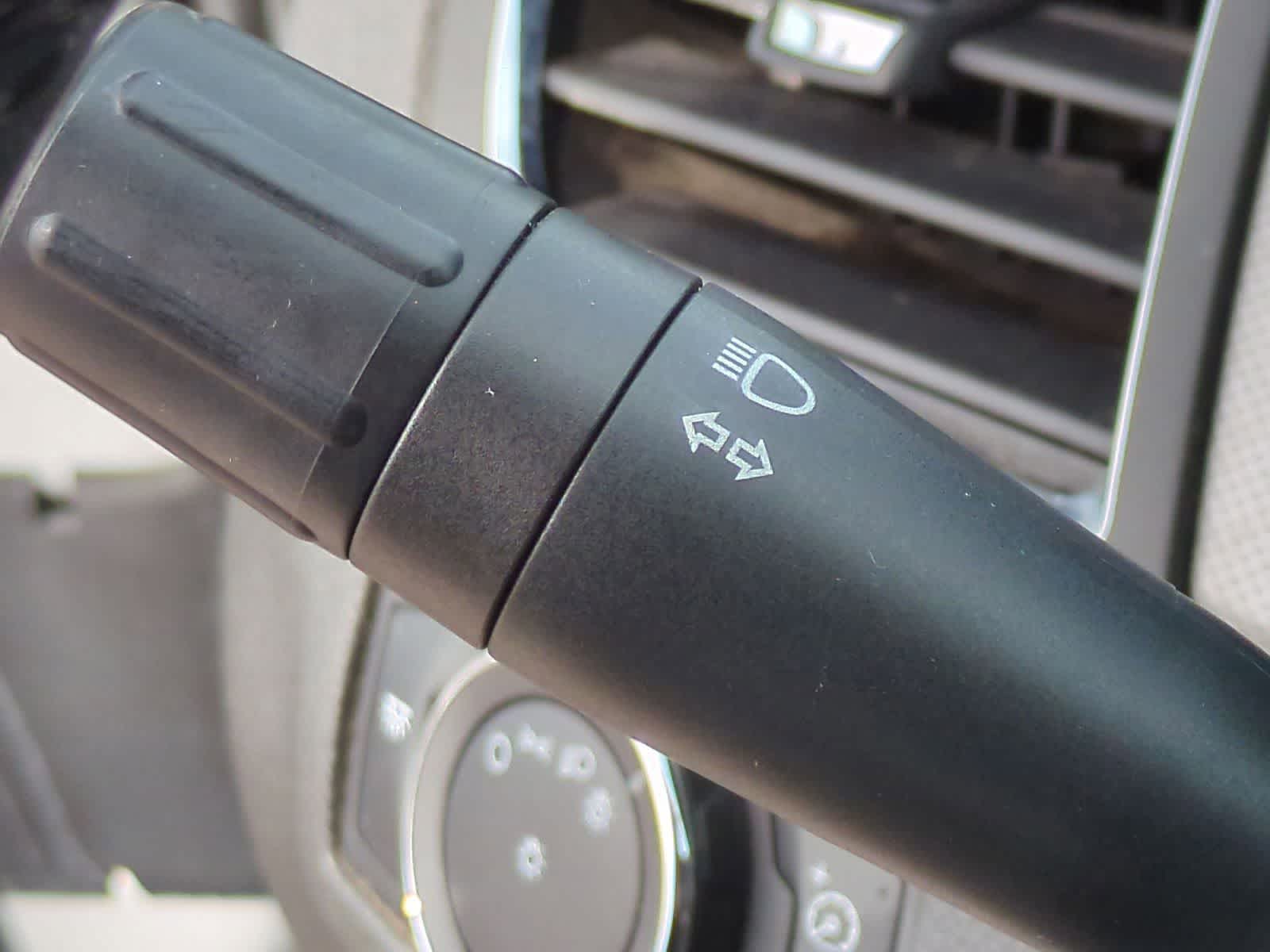 Thumbnail: 2012 Ford Edge - 27