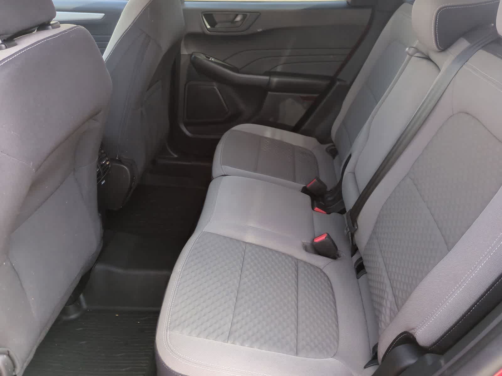 Thumbnail: 2022 Ford Escape - 19