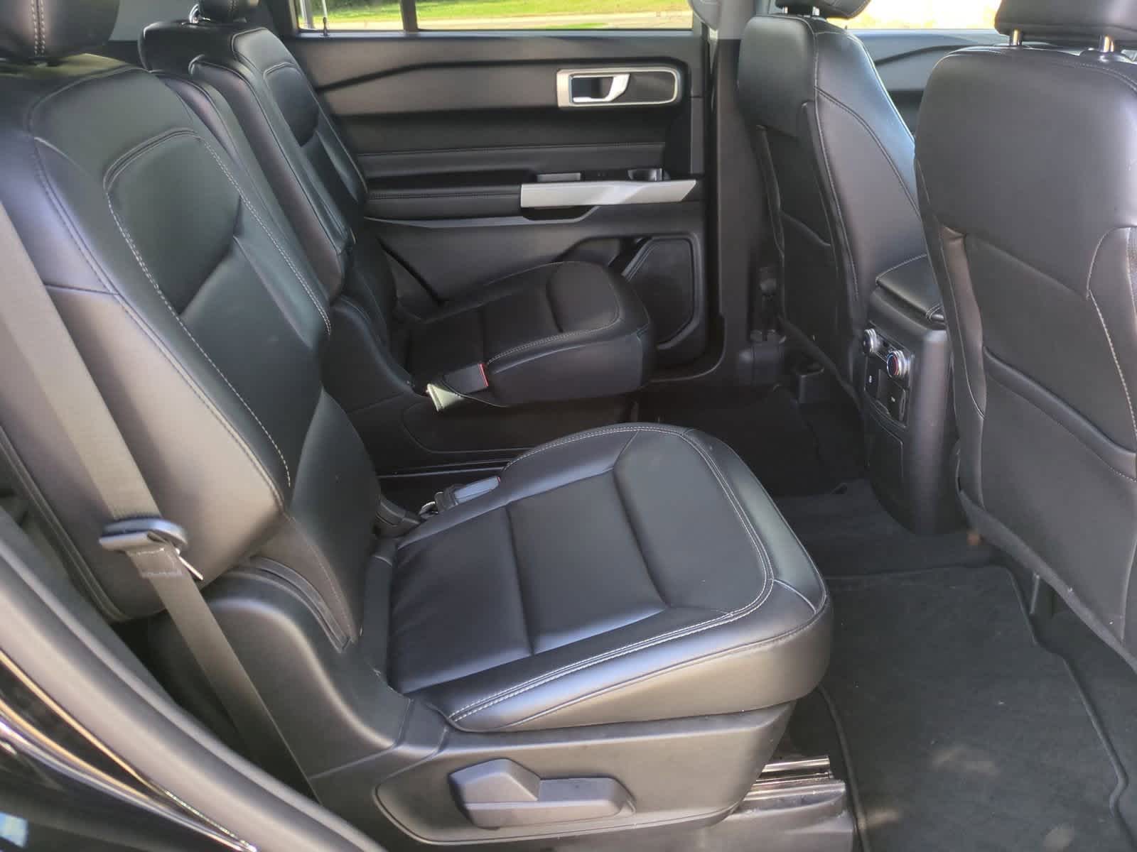 Thumbnail: 2022 Ford Explorer - 20