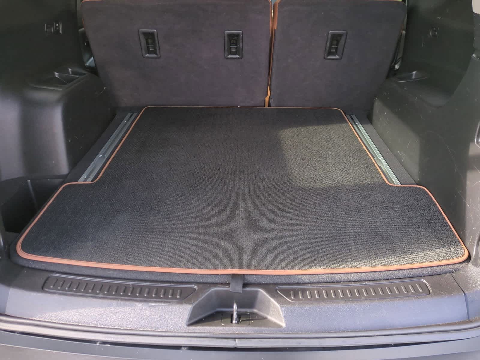 Thumbnail: 2017 GMC Acadia - 36