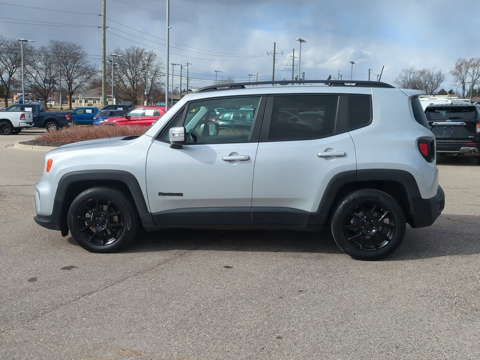Thumbnail: 2020 Jeep Renegade - 5