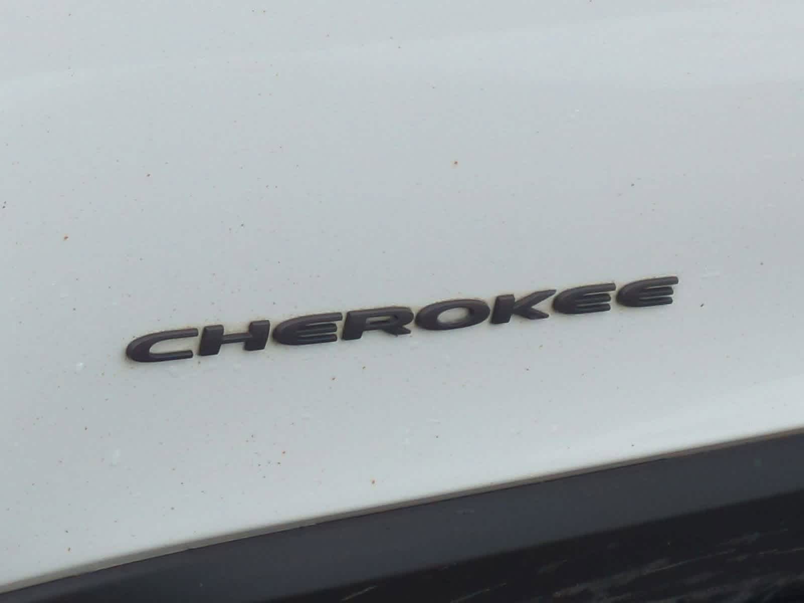 Thumbnail: 2017 Jeep Cherokee - 13