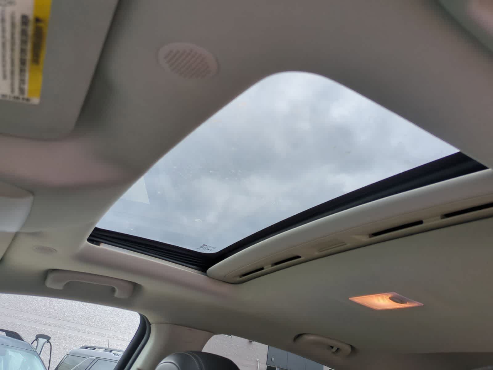Thumbnail: 2015 Buick Encore - 19